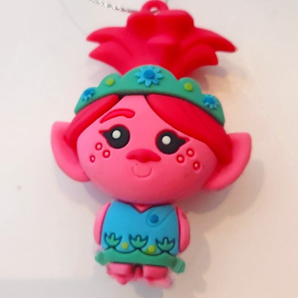 Trolls World Tour Set of 4 Christmas Mystery Ornaments - Picture 5 of 10